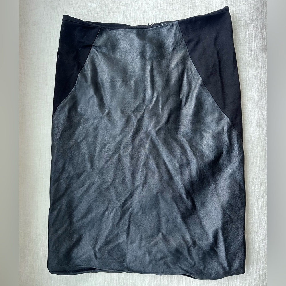 Theory Genuine Leather Pencil Skirt
